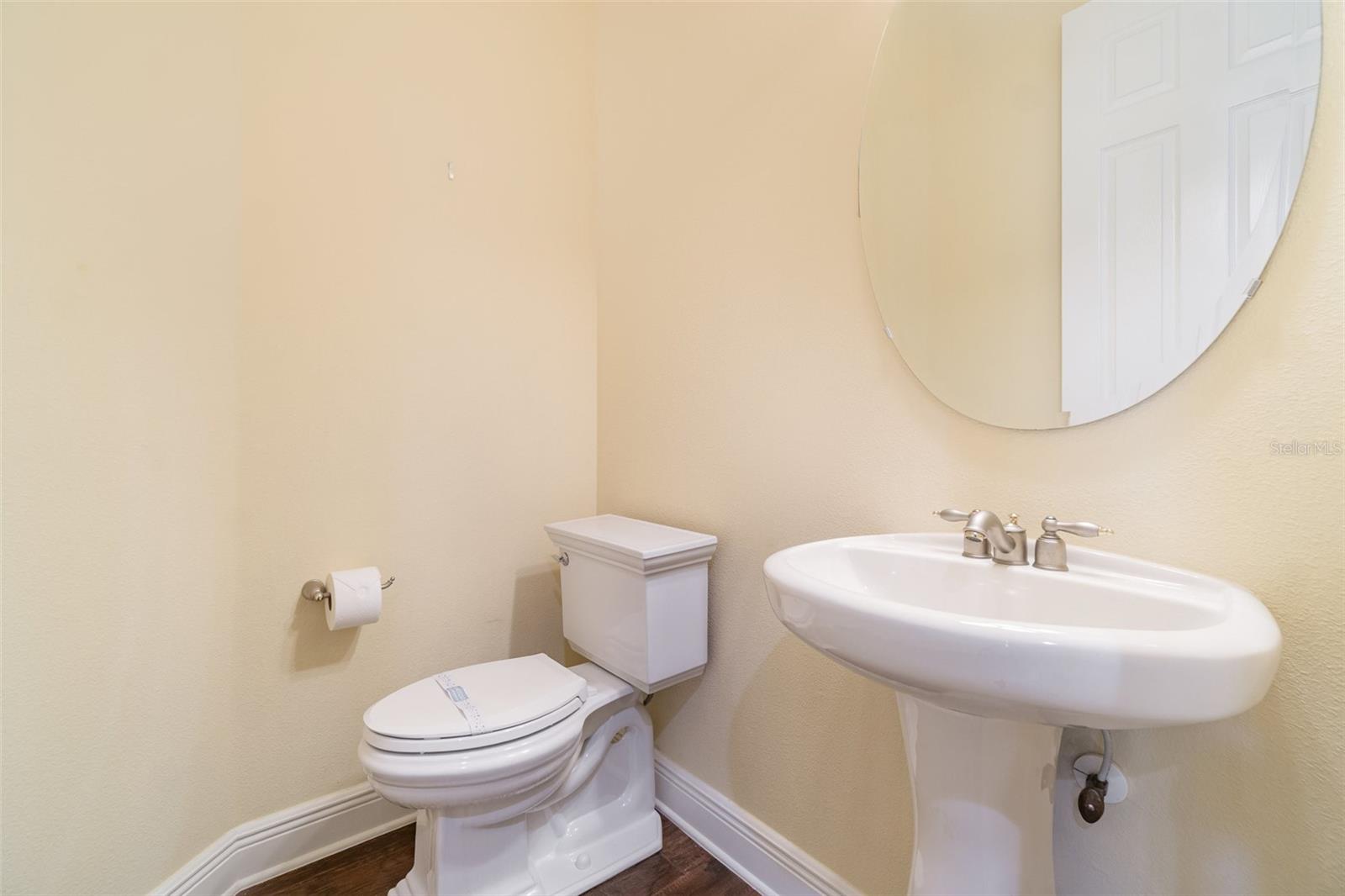 ENCLAVE/MAITLAND A-F - Residential Lease