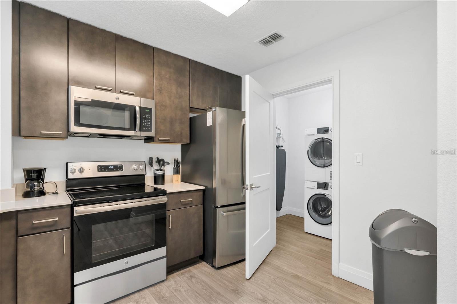14501 GROVE RESORT AVENUE 3305