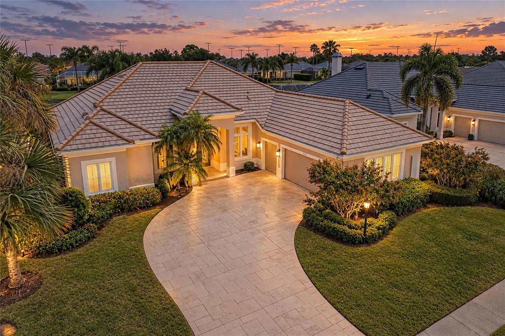 Photo of 5133 96th Street E, Bradenton, FL 34211 (MLS # A4707445)