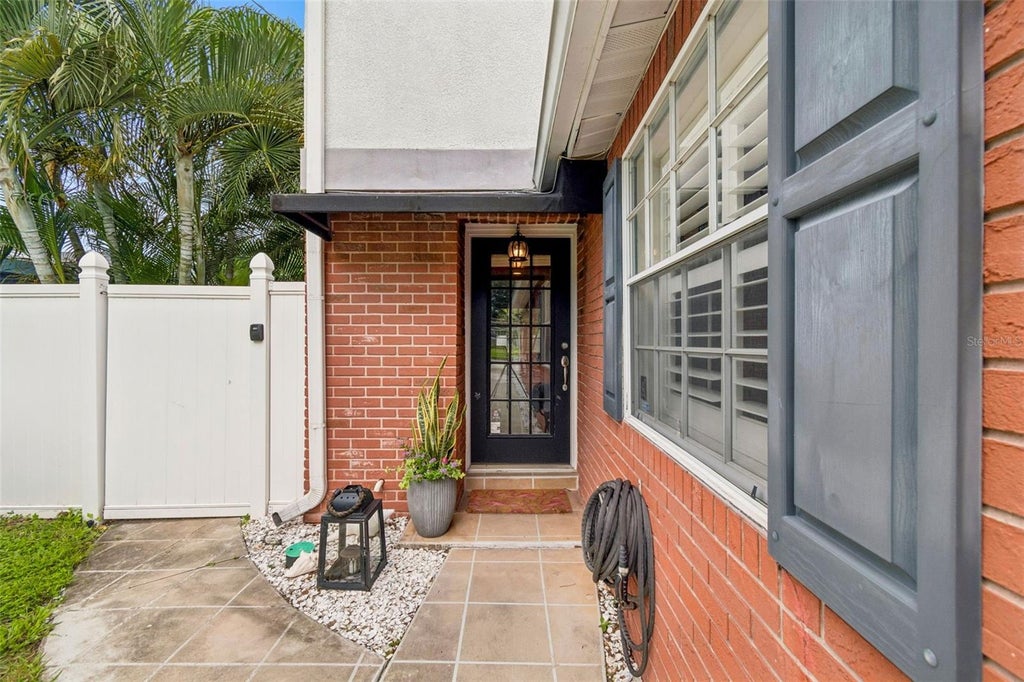 Photo of 111 S Lauber Way #B, Tampa, FL 33609 (MLS # TB8544461)