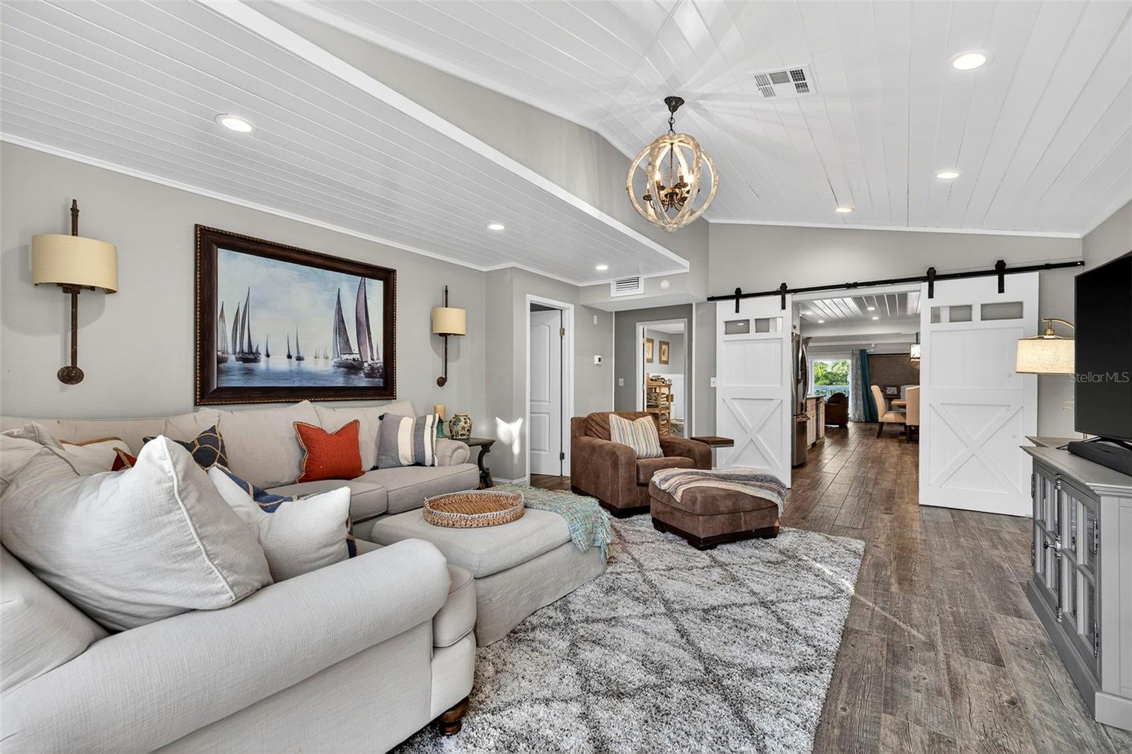 DON CE-SAR PLACE - Residential