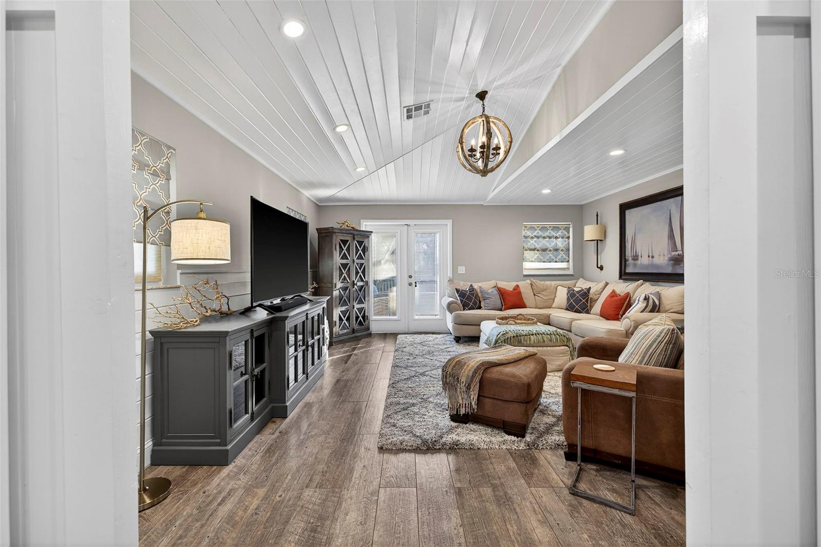 DON CE-SAR PLACE - Residential