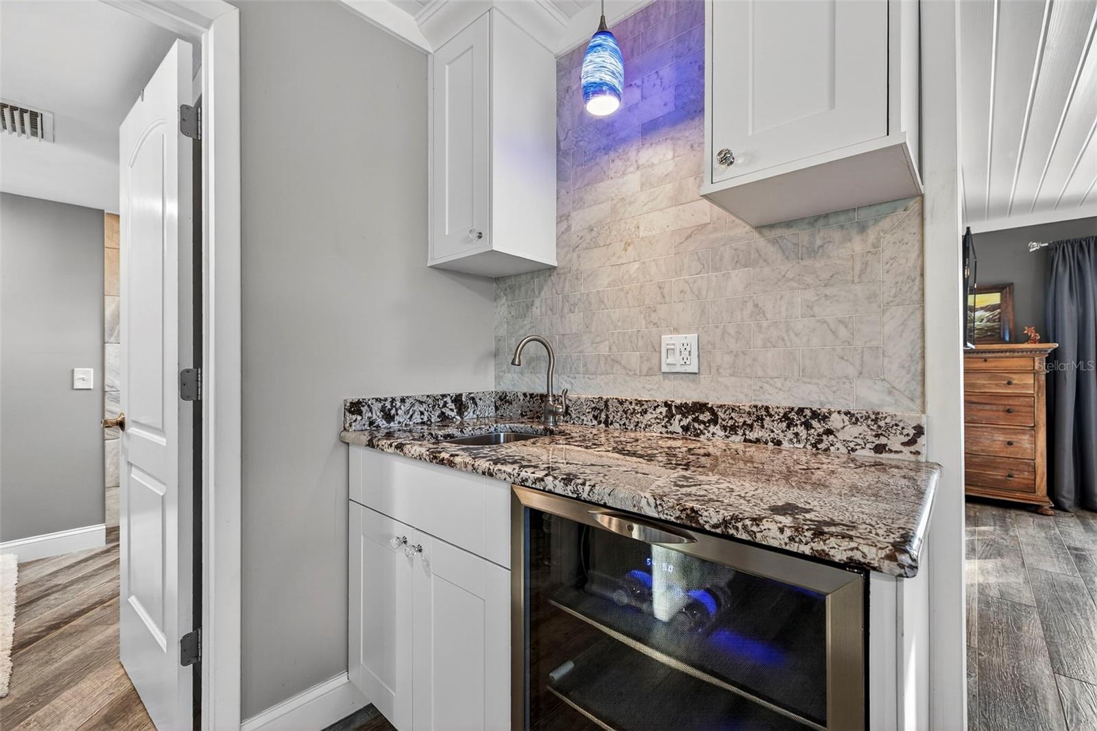 DON CE-SAR PLACE - Residential