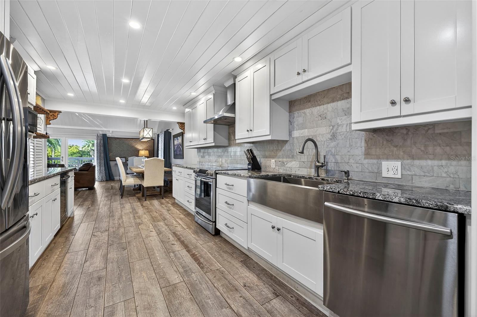 DON CE-SAR PLACE - Residential