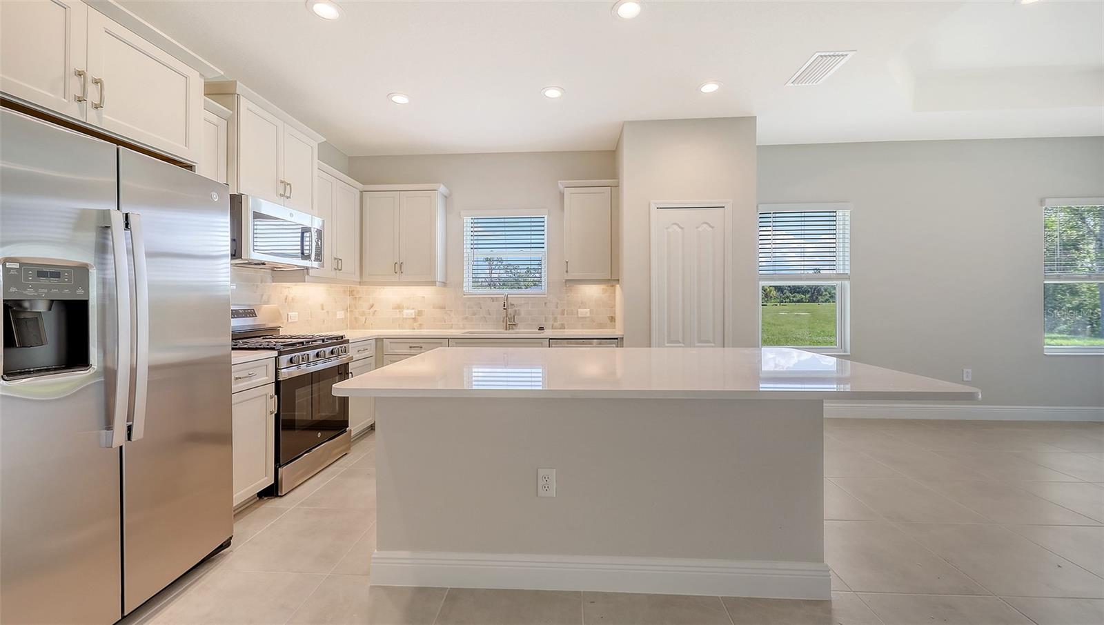 11533 GREAT BROOK LANE, PARRISH, FL, 34219 2 11533 GREAT BROOK LANE