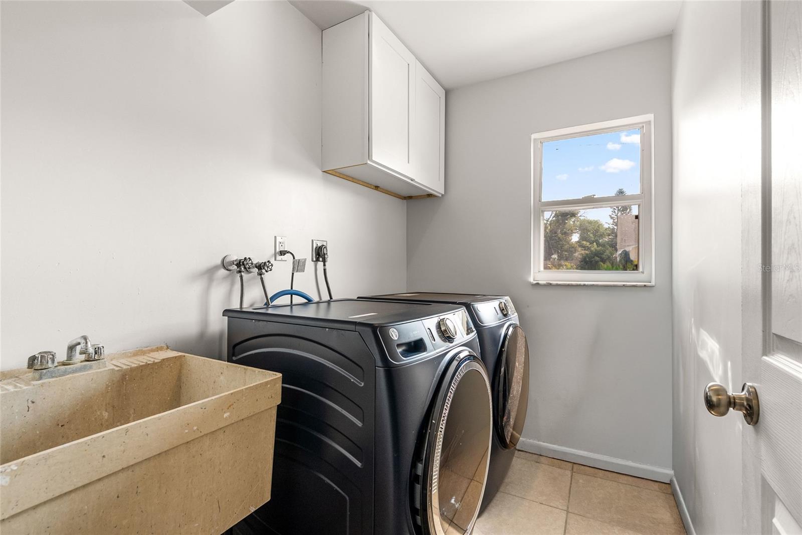 ORANGE TERRACE 2ND ADD - Residential