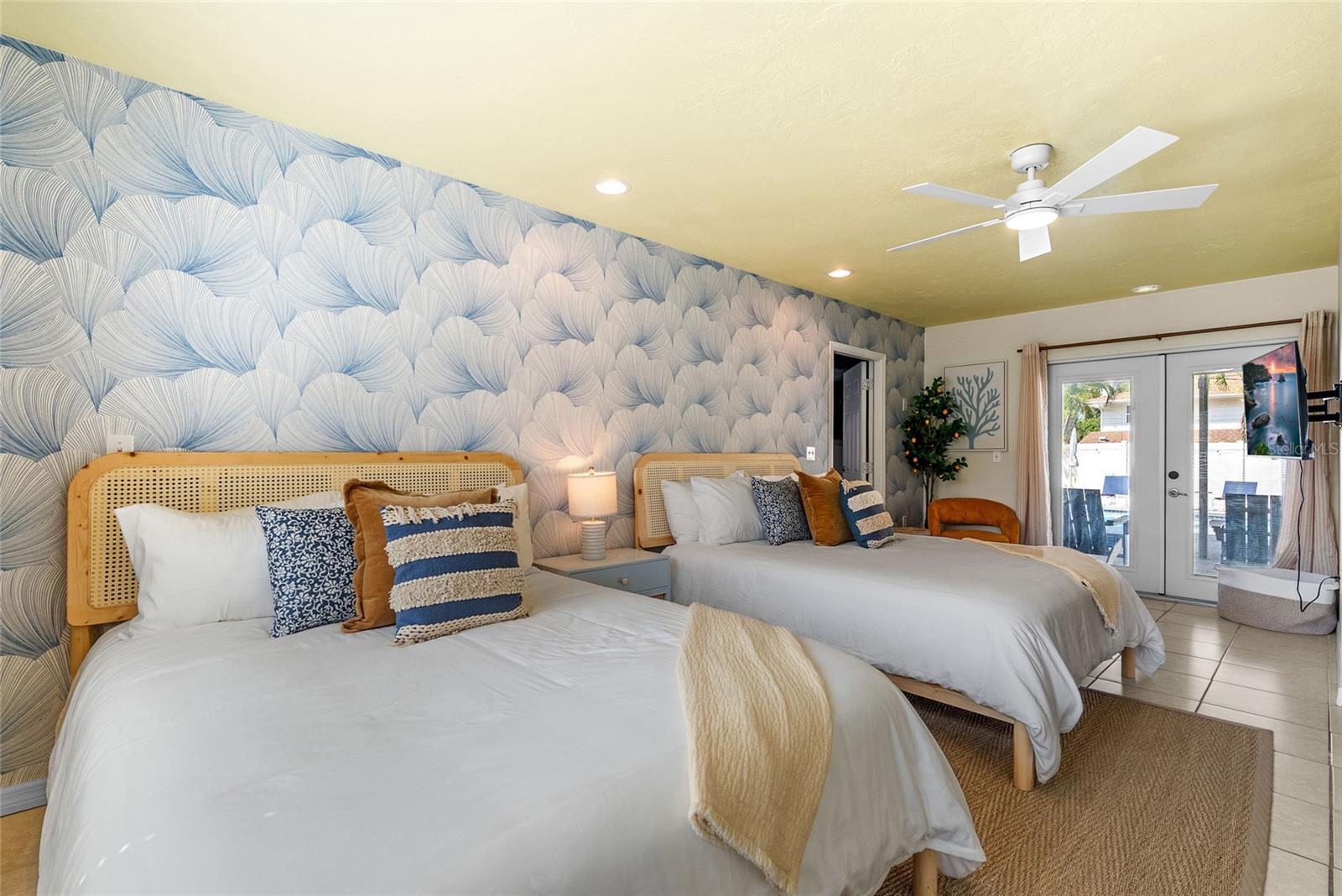 ORANGE TERRACE 2ND ADD - Residential