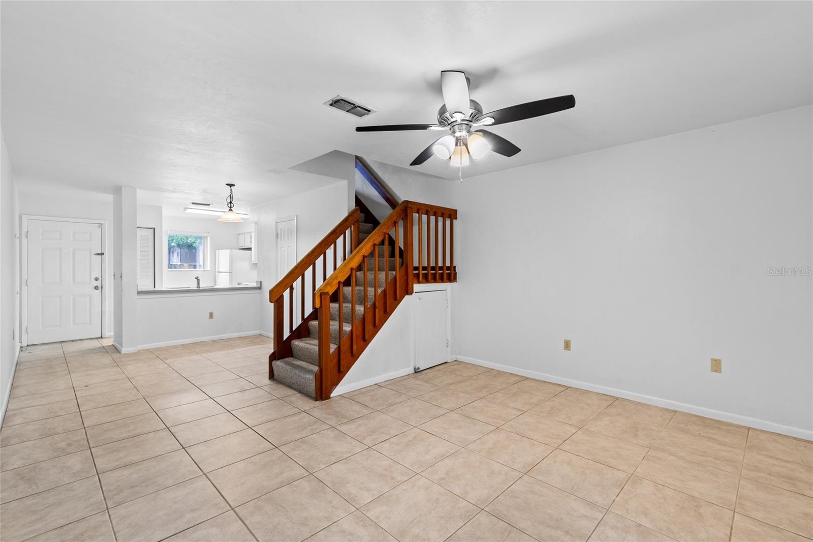 MILL RUN - Residential Lease