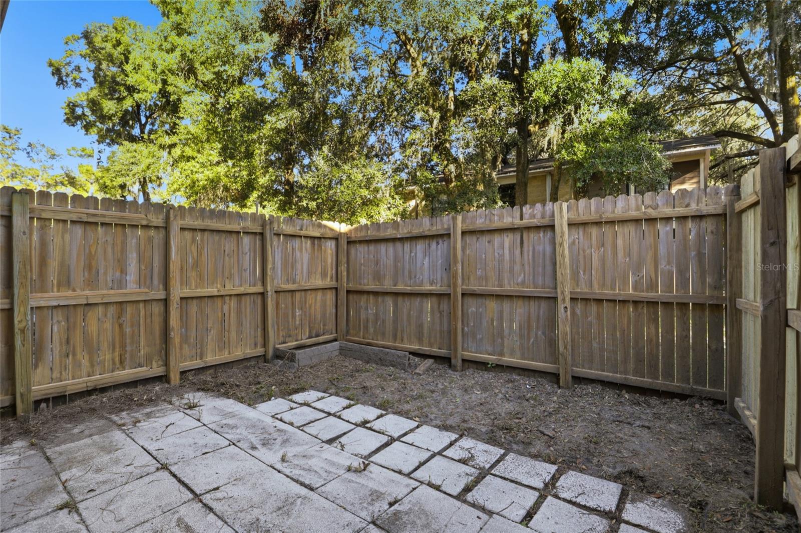 MILL RUN - Residential Lease