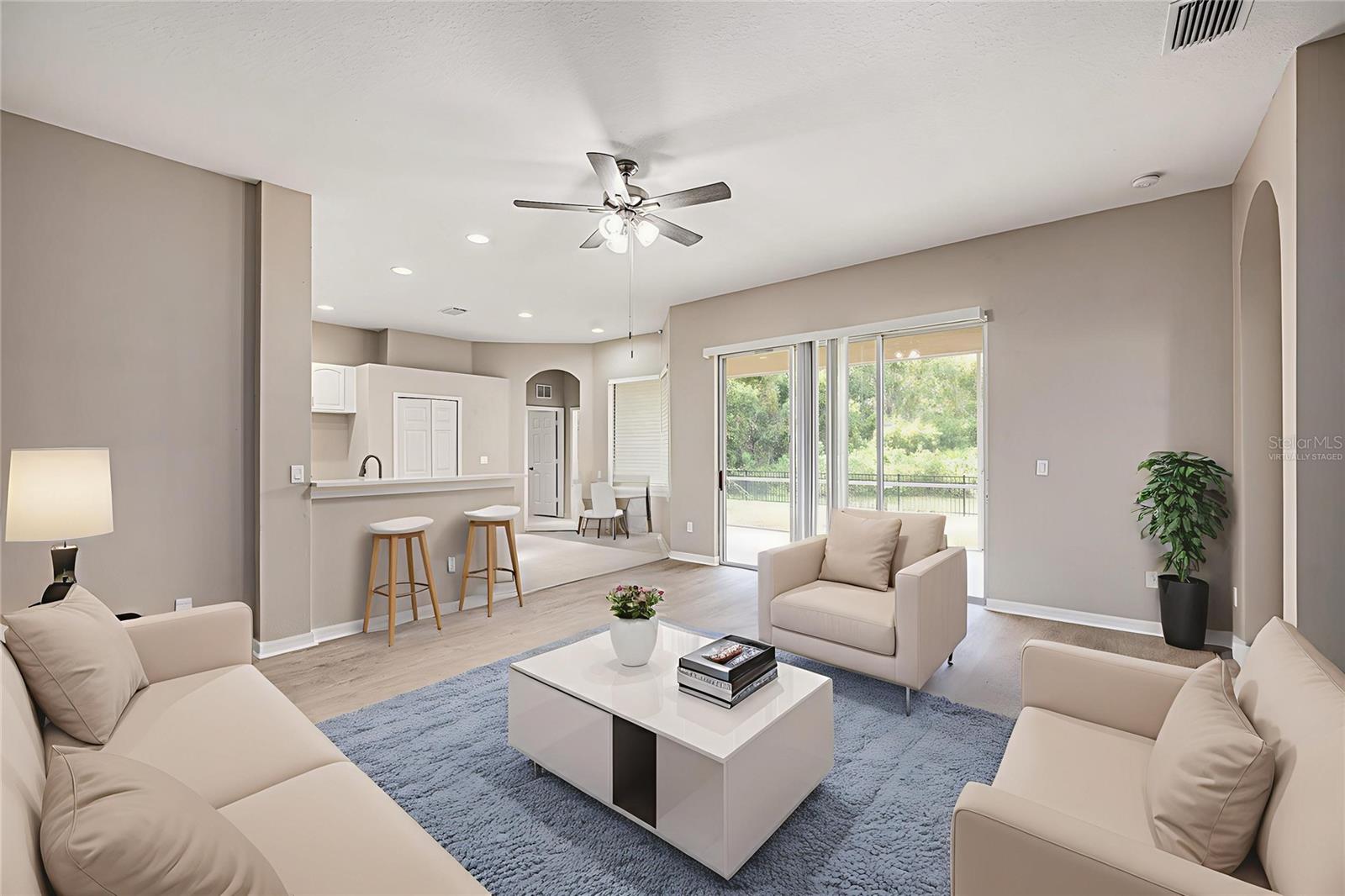 WATERS EDGE PH 02 - Residential