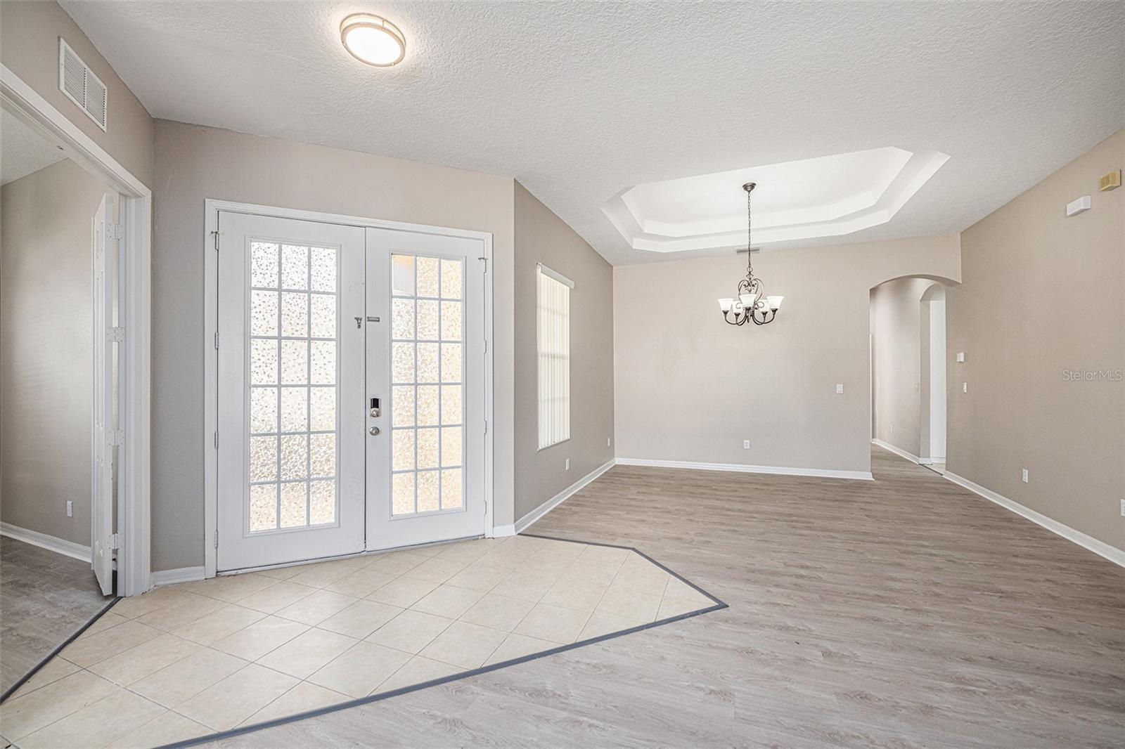 WATERS EDGE PH 02 - Residential