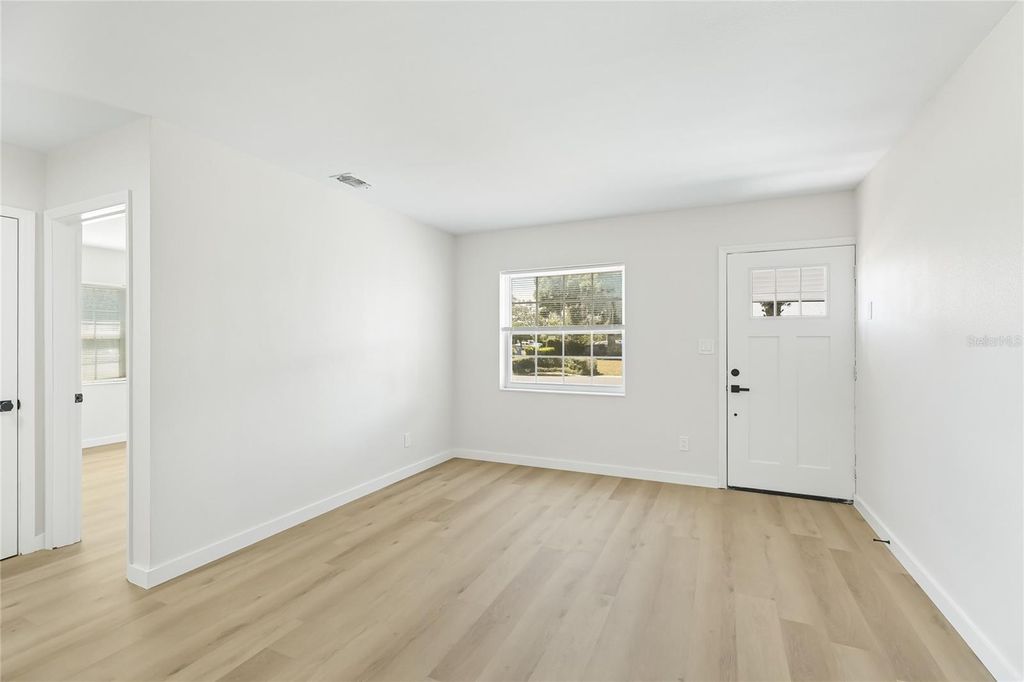 Photo of 1340 46th Street S, St Petersburg, FL 33711 (MLS # A4666749)