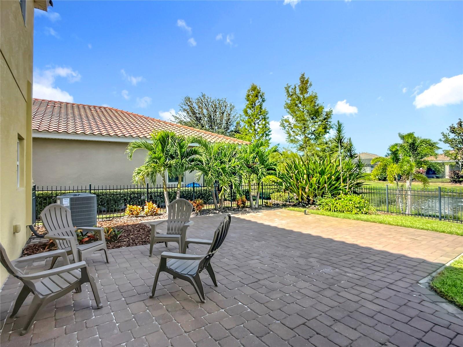 ASHTON POINTE - Residential