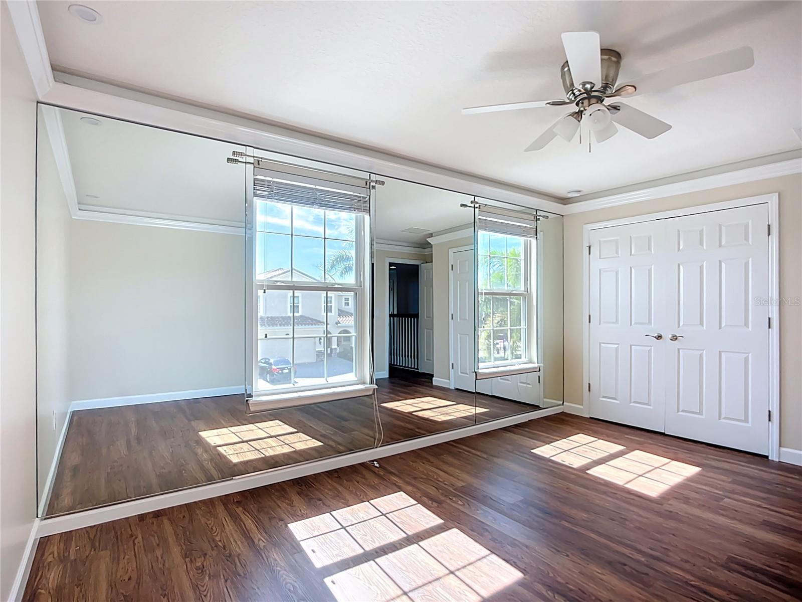 ASHTON POINTE - Residential