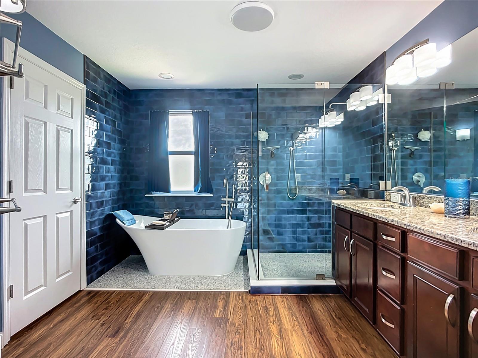 ASHTON POINTE - Residential