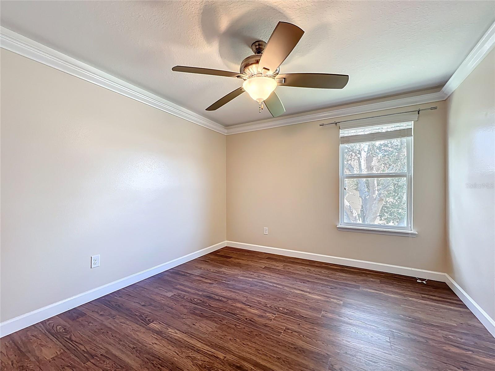 ASHTON POINTE - Residential