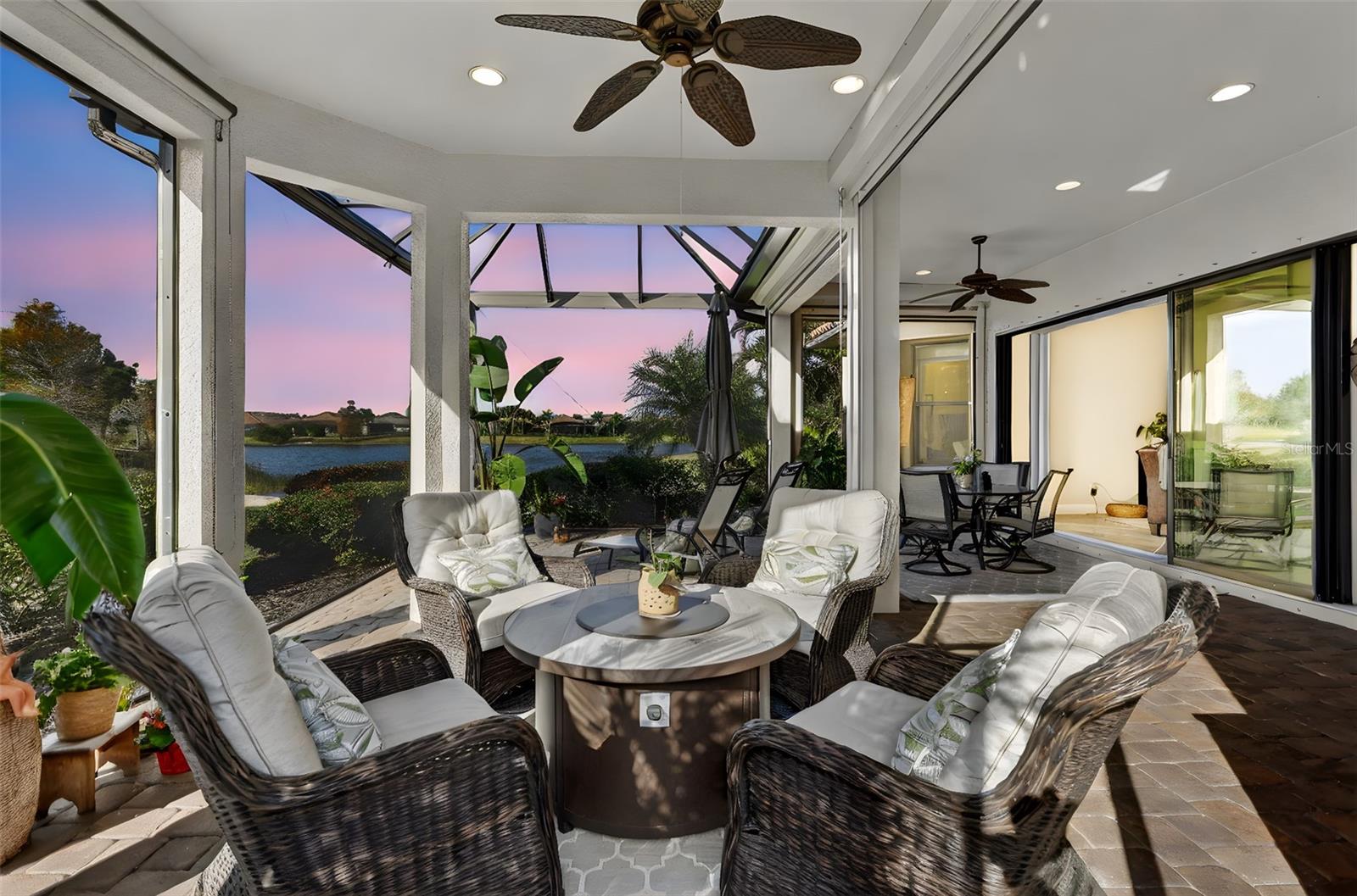 ESPLANADE PH I - Residential