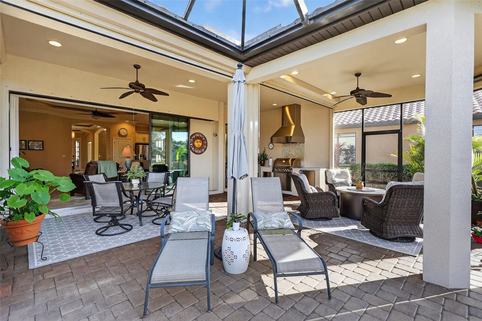 ESPLANADE PH I - Residential