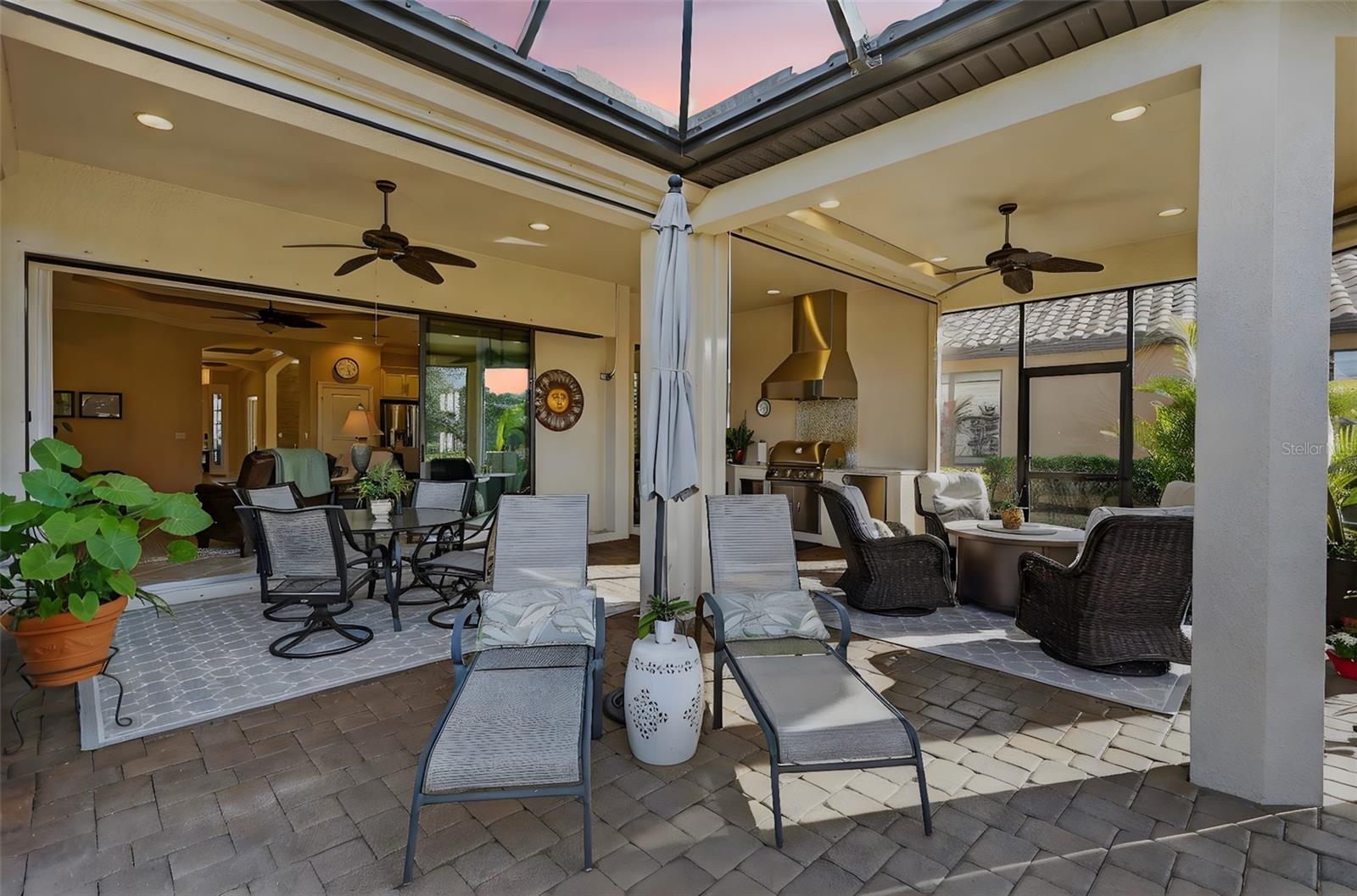 ESPLANADE PH I - Residential