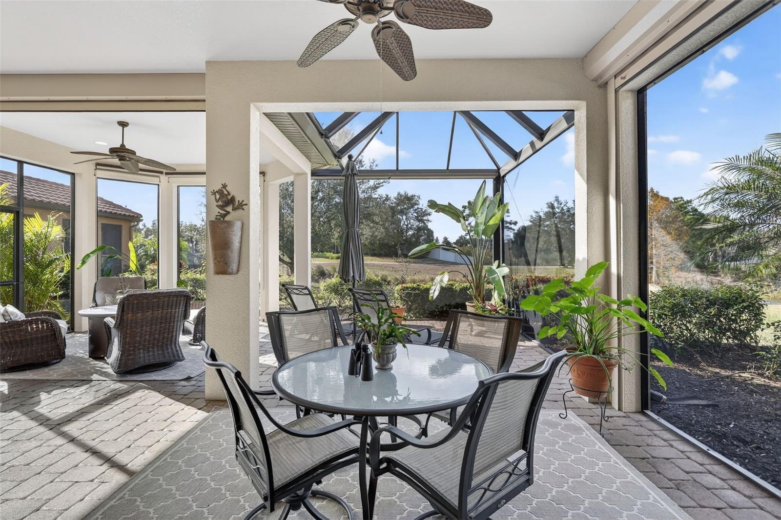 ESPLANADE PH I - Residential