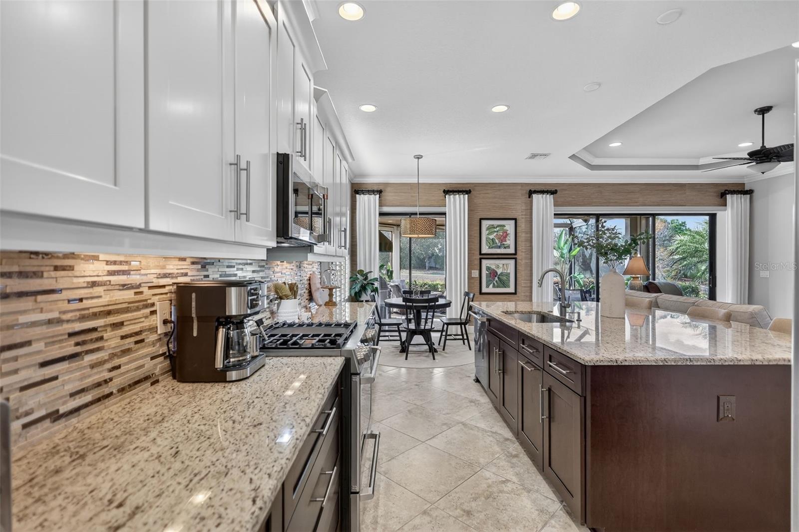 ESPLANADE PH I - Residential