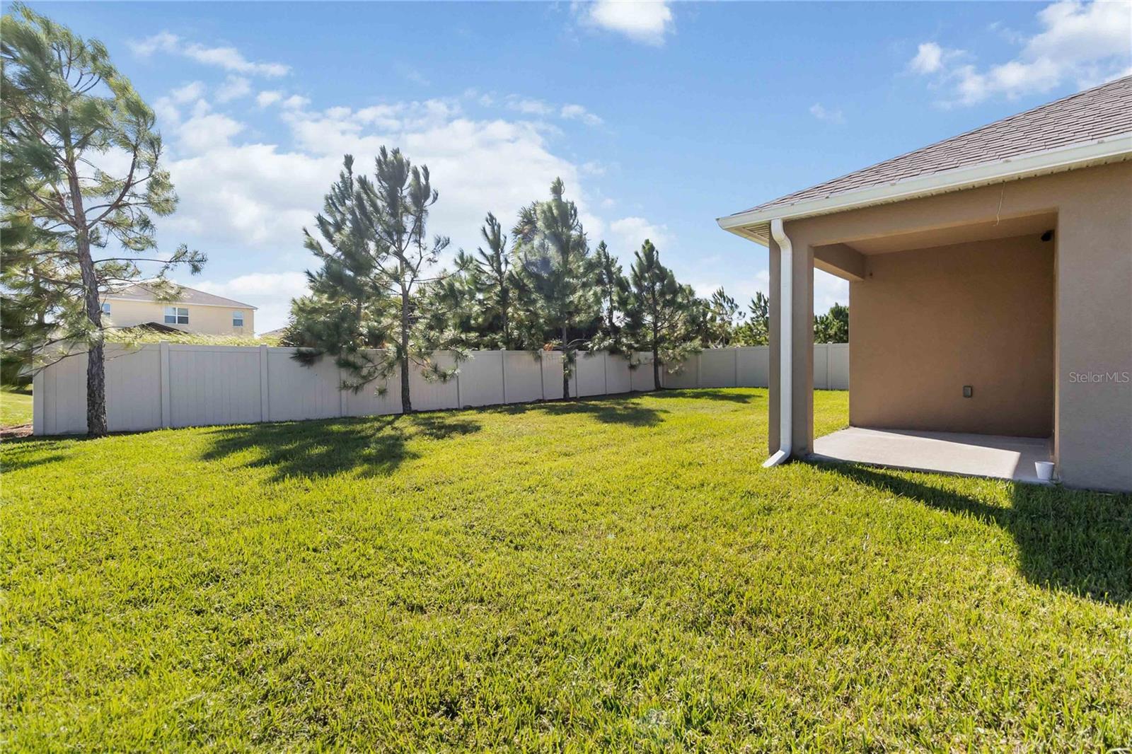 RIVERBEND AT CAMERON HEIGHTS PH 2 - Residential