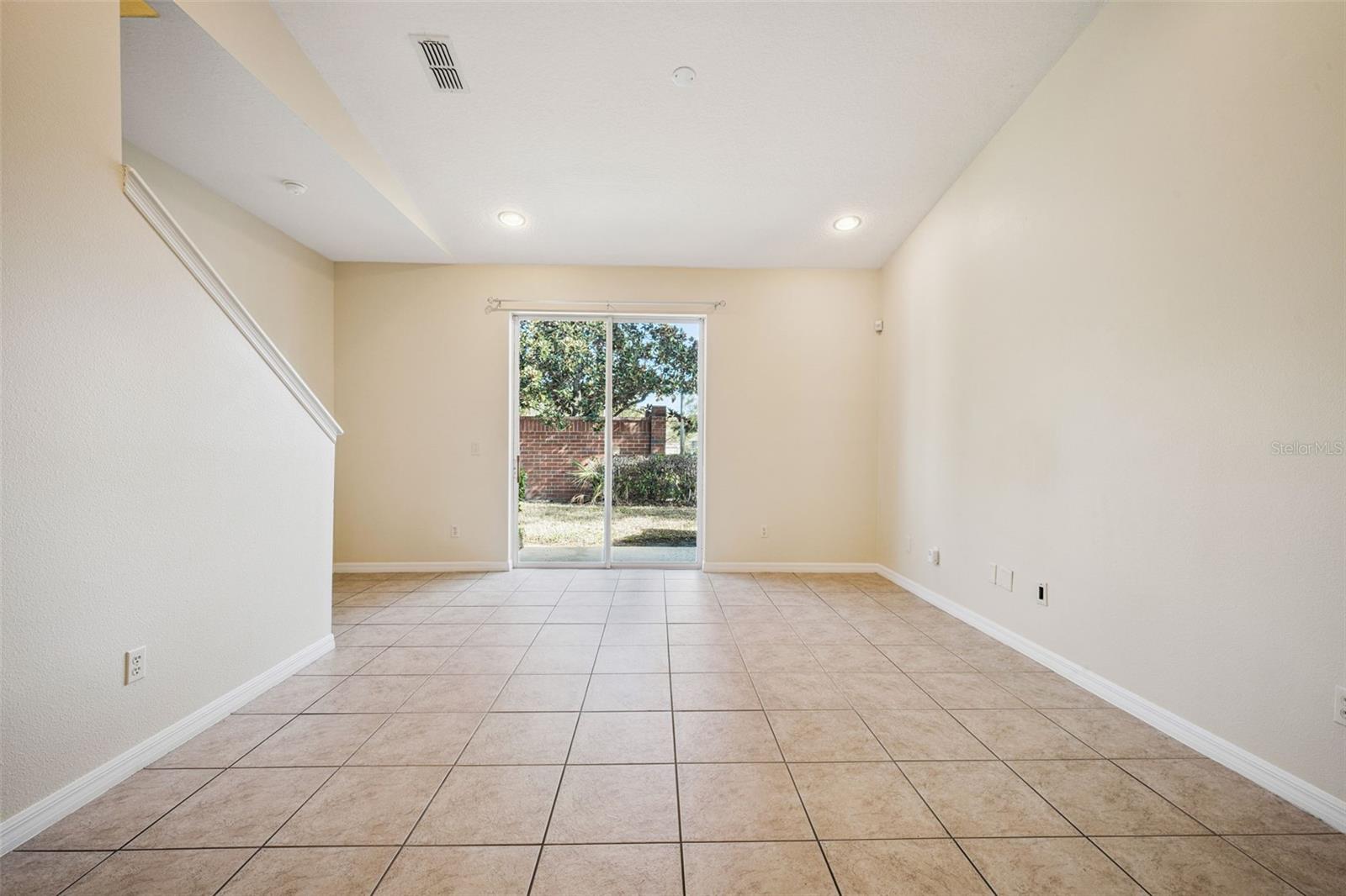 CRESTWOOD HEIGHTS - Residential