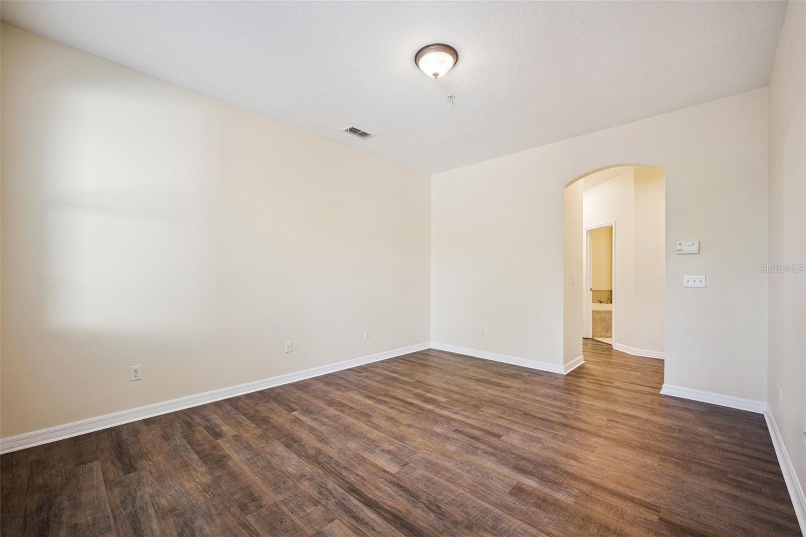 CRESTWOOD HEIGHTS - Residential