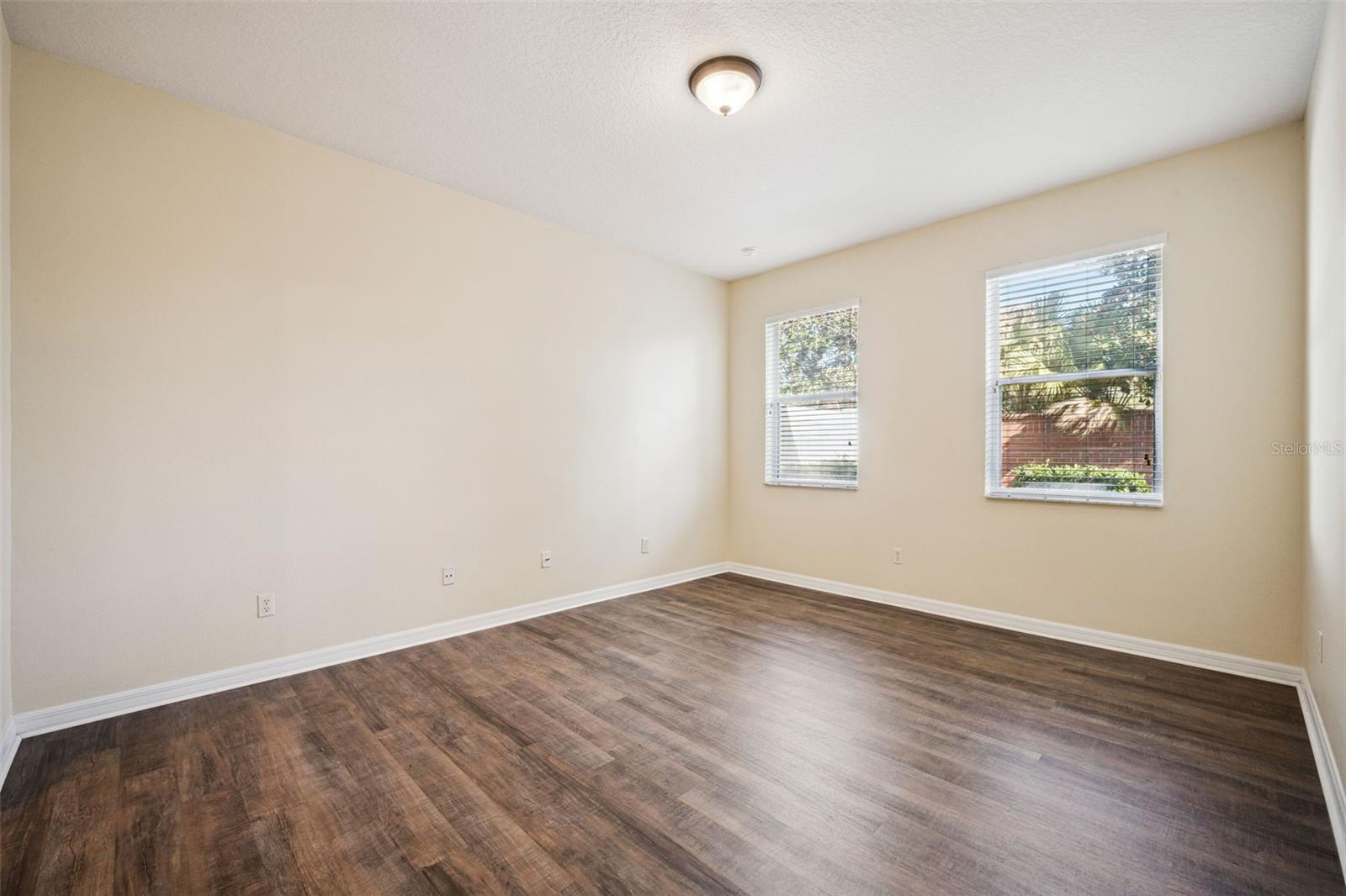 CRESTWOOD HEIGHTS - Residential