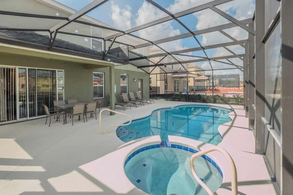 Photo of 5365 Oakbourne Avenue, Davenport, FL 33837 (MLS # S5152848)