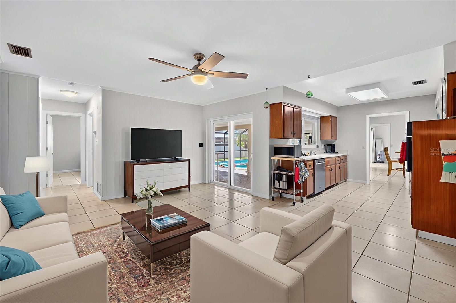 RIVERSIDE REP - Residential