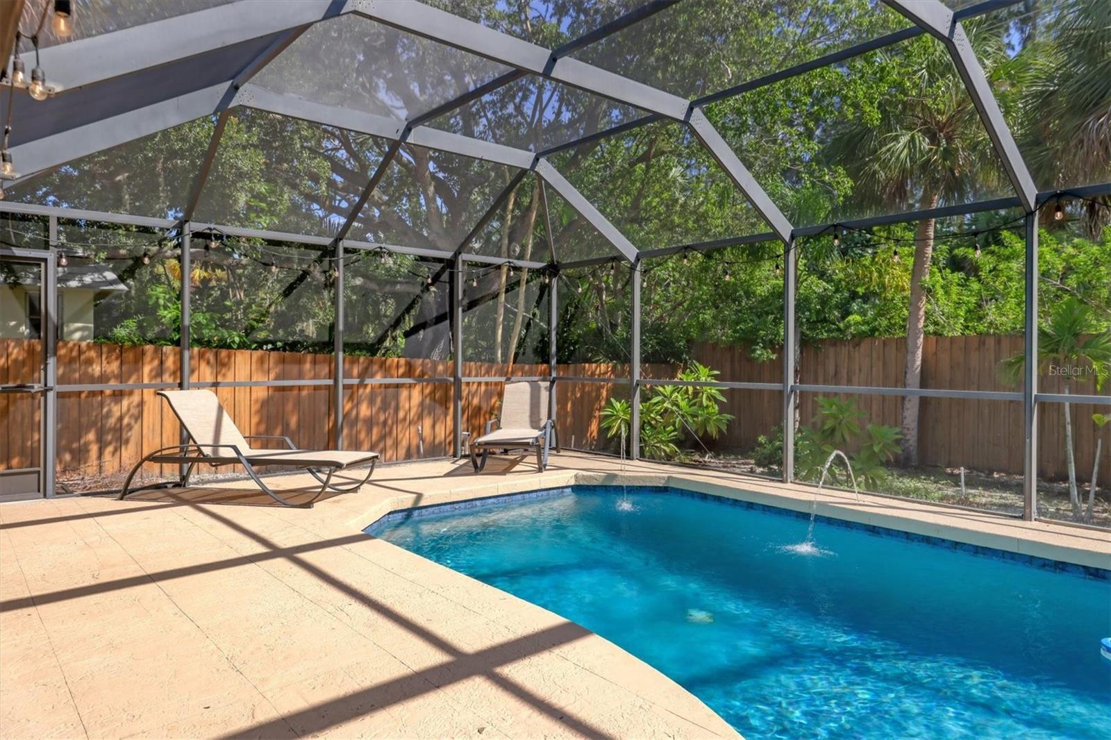 SIESTAS BAYSIDE WATERSIDE SOUTH - Residential Lease