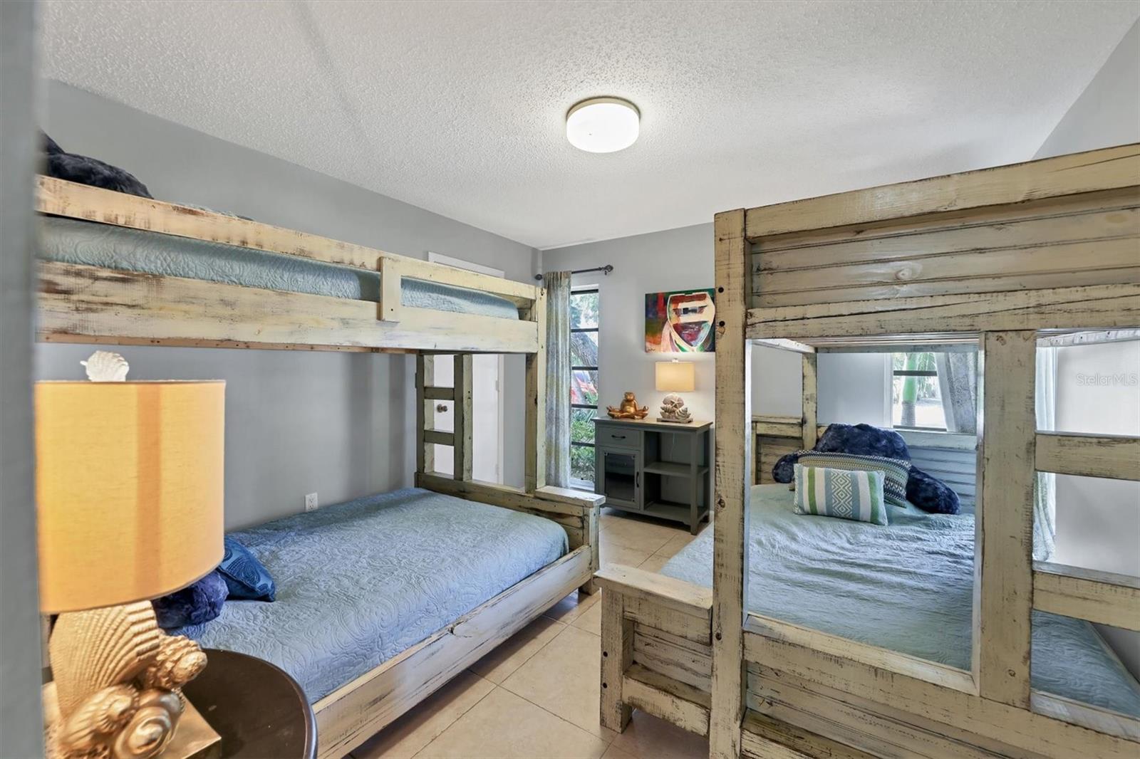 SIESTAS BAYSIDE WATERSIDE SOUTH - Residential Lease