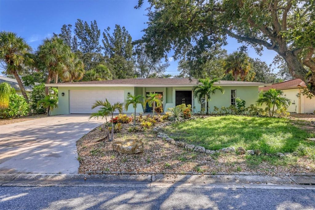 Photo of 735 Birdsong Lane, Sarasota, FL 34242 (MLS # A4660352)