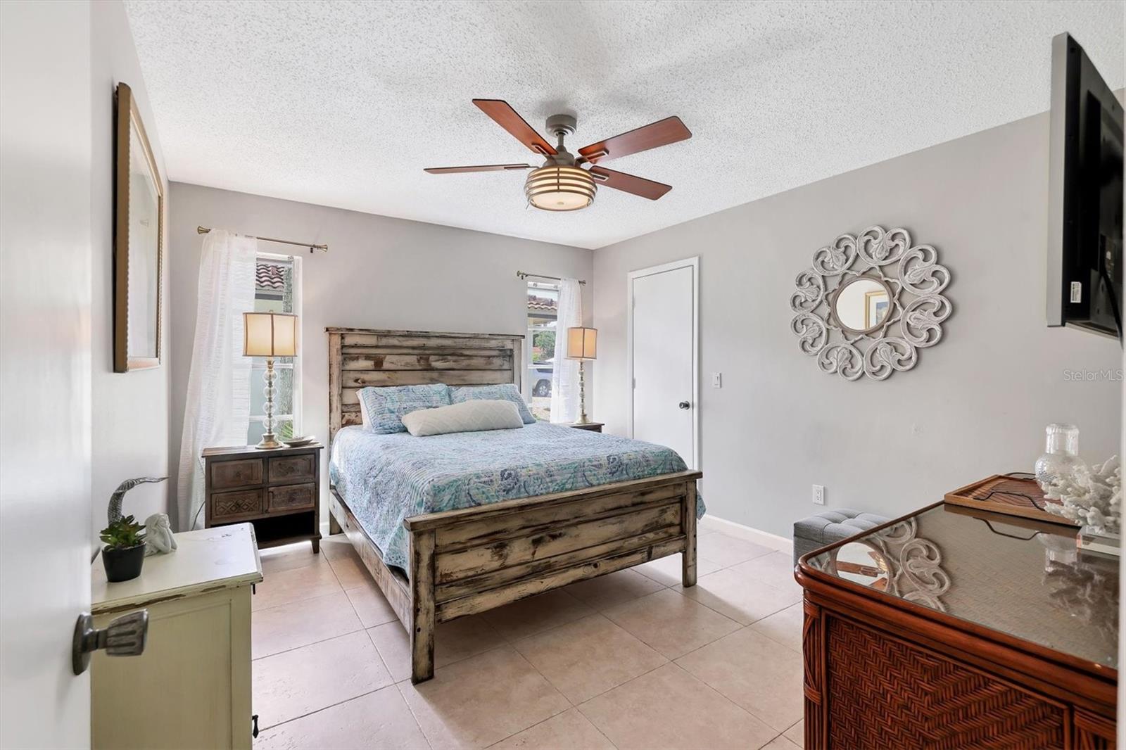SIESTAS BAYSIDE WATERSIDE SOUTH - Residential Lease