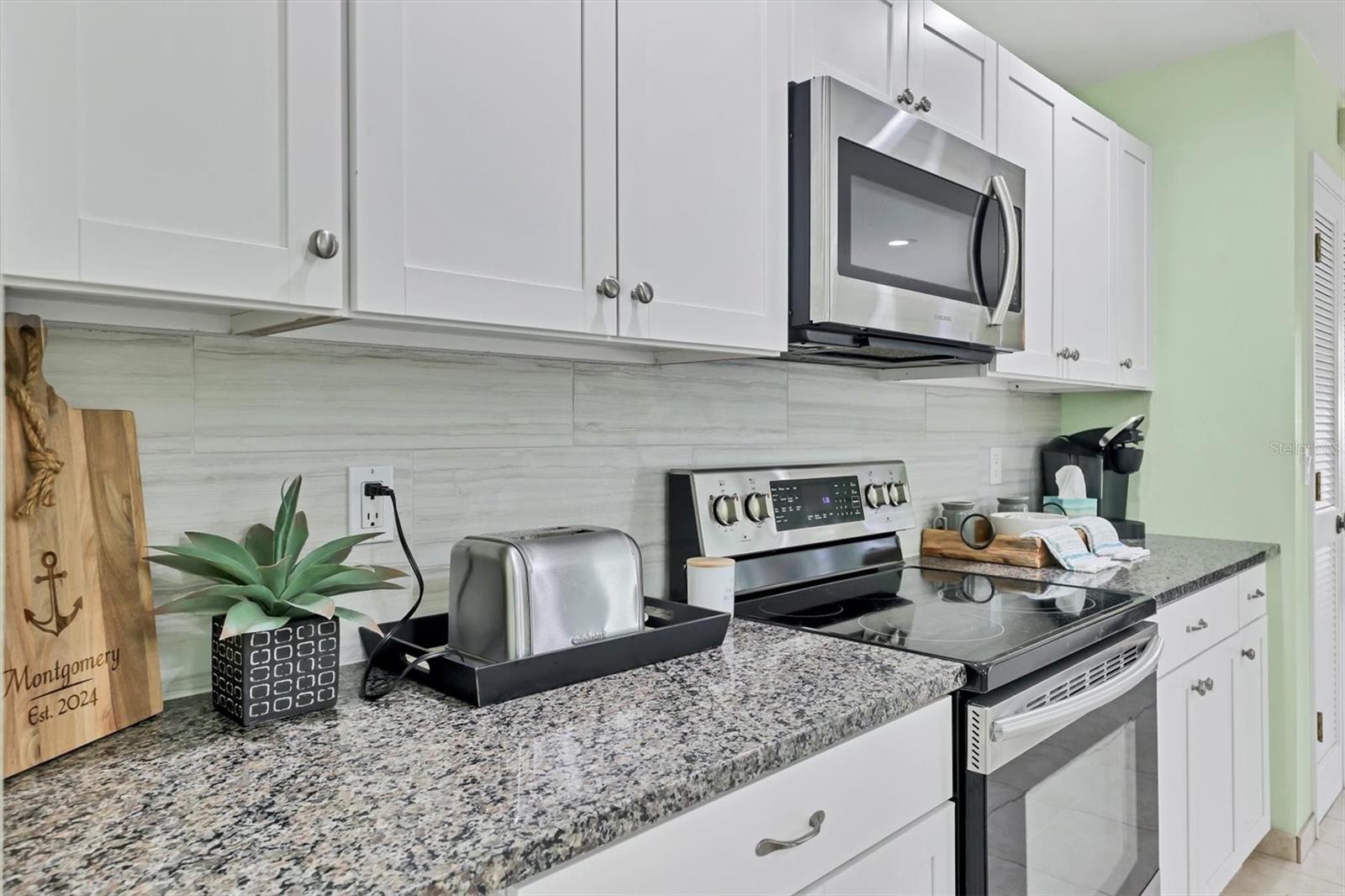 SIESTAS BAYSIDE WATERSIDE SOUTH - Residential Lease