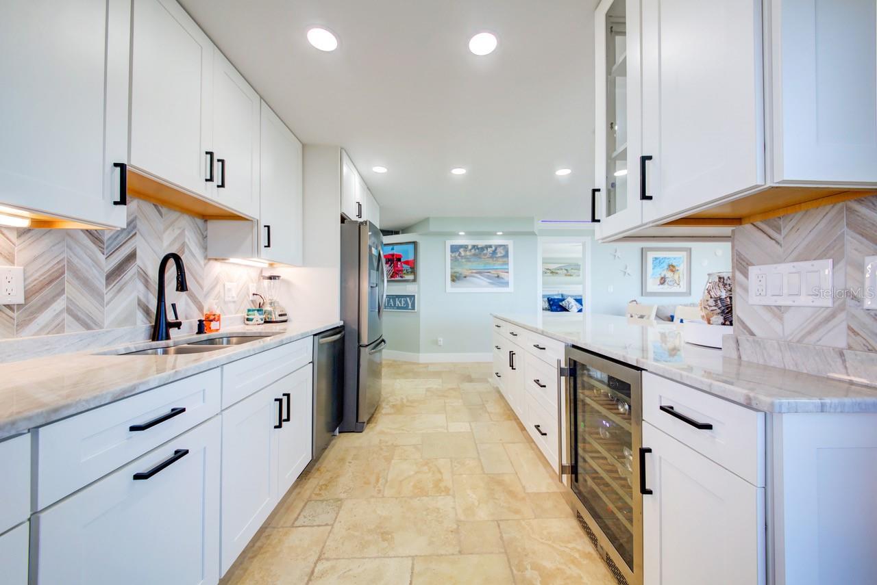 6415 MIDNIGHT PASS ROAD 904