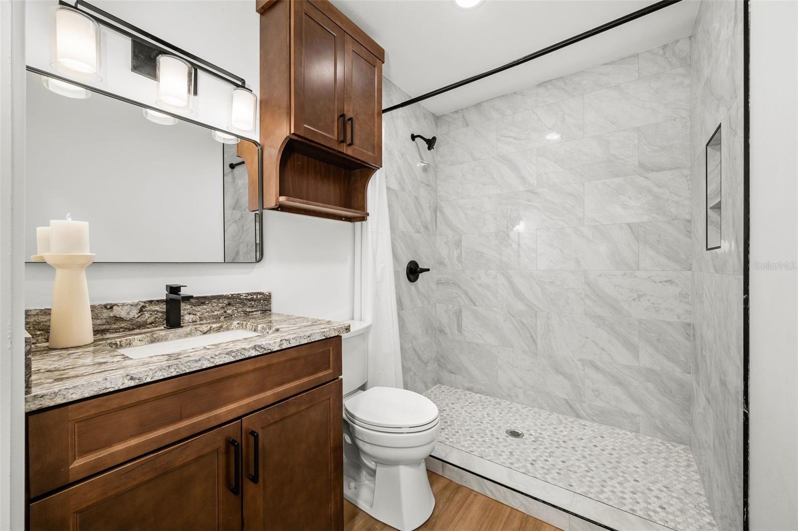 OAK HOLLOW NORTH SUB - Residential