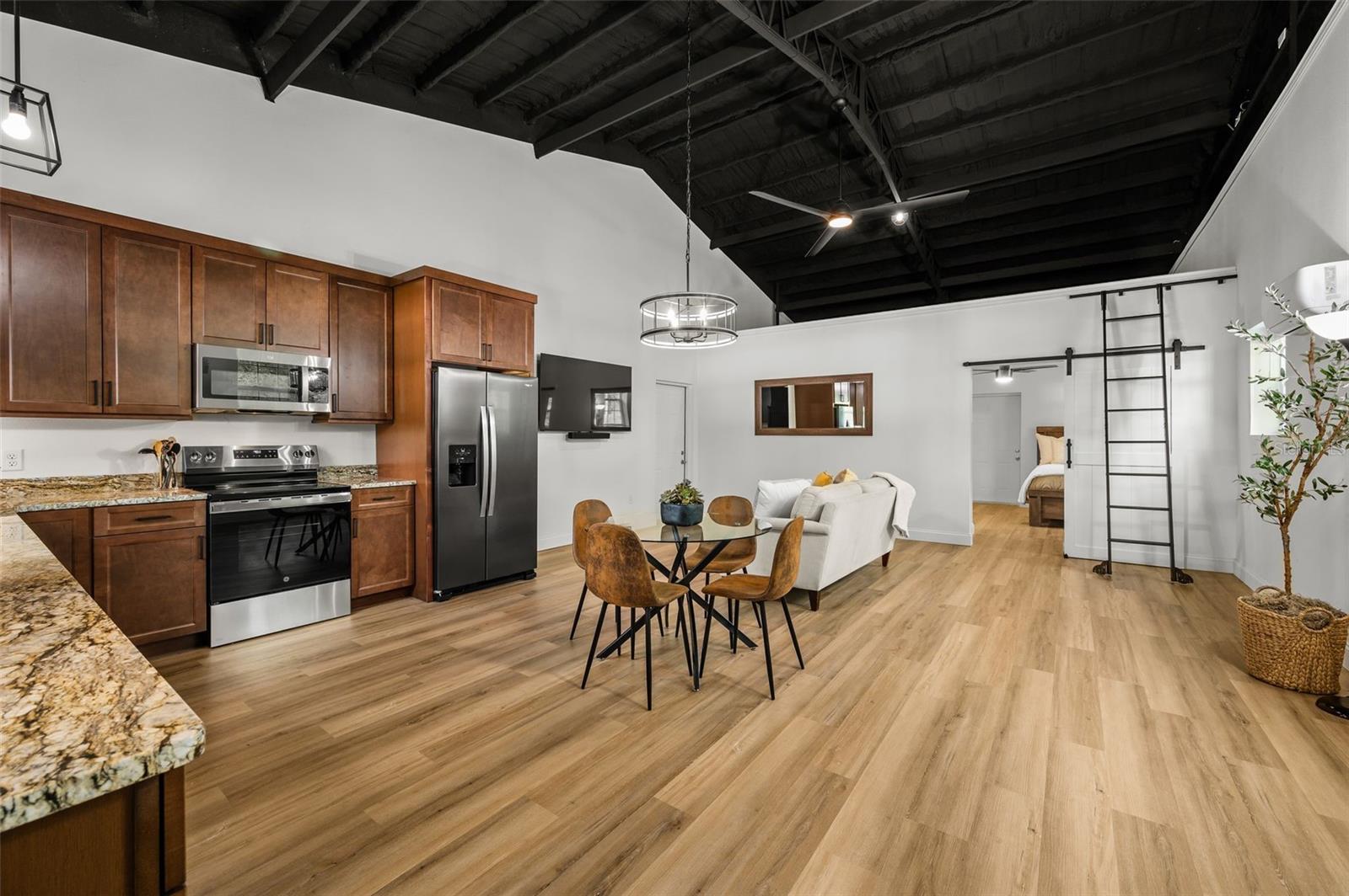 OAK HOLLOW NORTH SUB - Residential