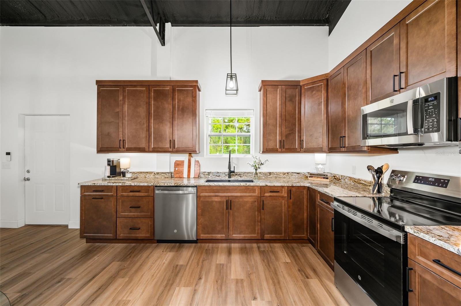 OAK HOLLOW NORTH SUB - Residential