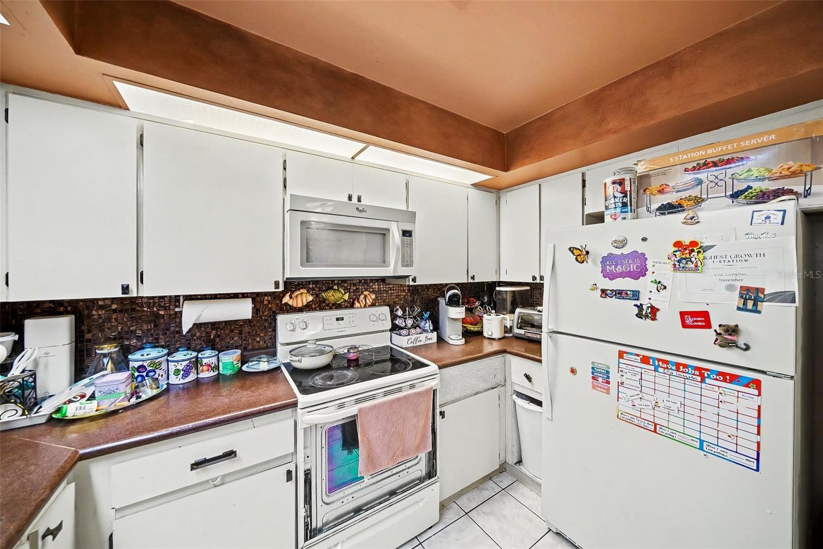LANDINGS CONDO, THE - Residential