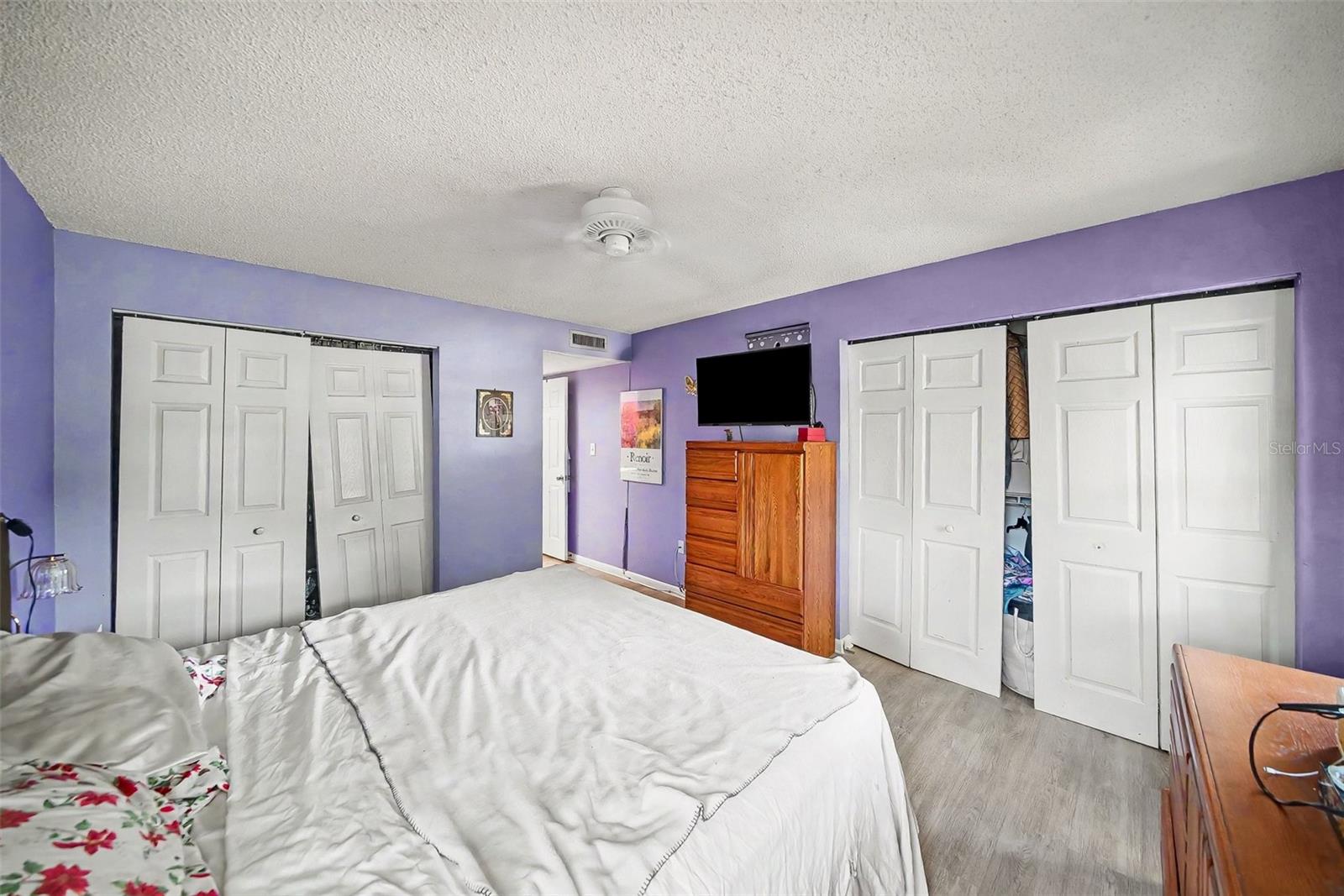 LANDINGS CONDO, THE - Residential