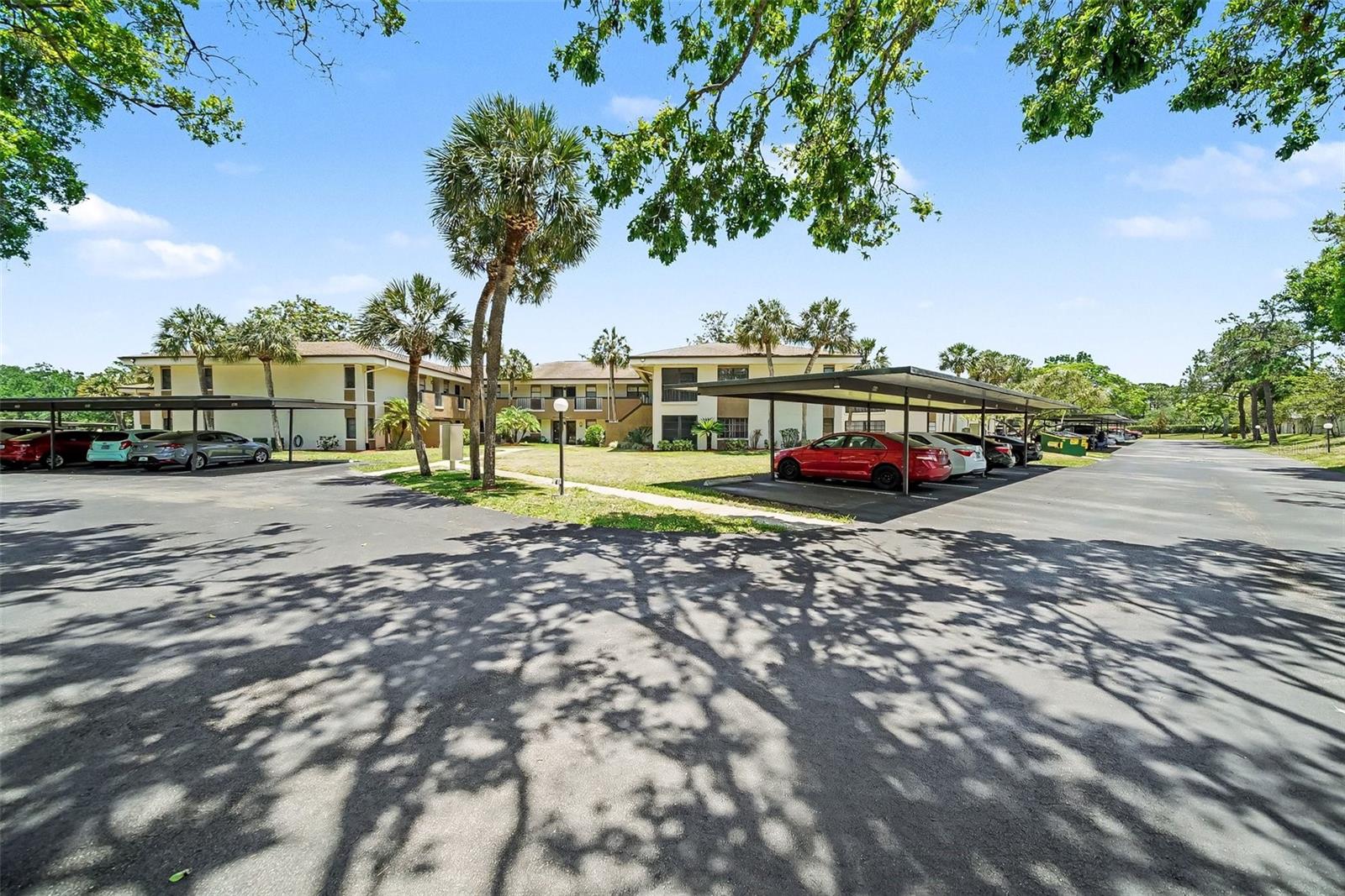 LANDINGS CONDO, THE - Residential