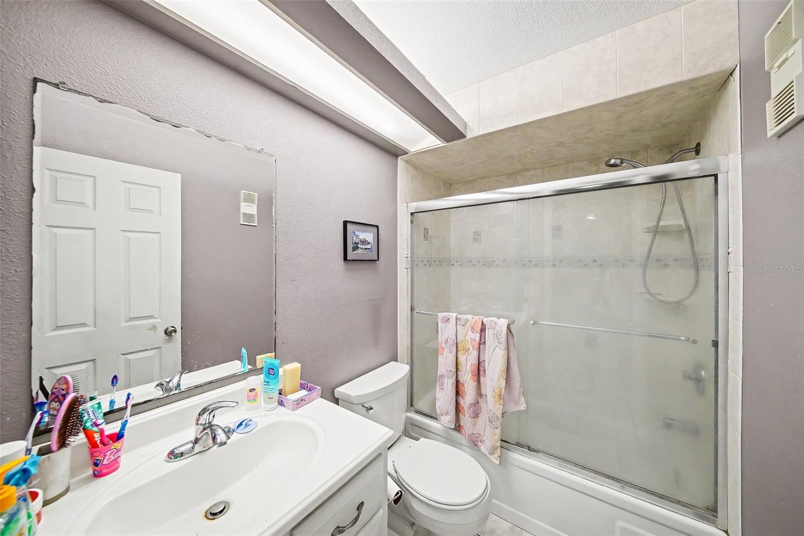 LANDINGS CONDO, THE - Residential