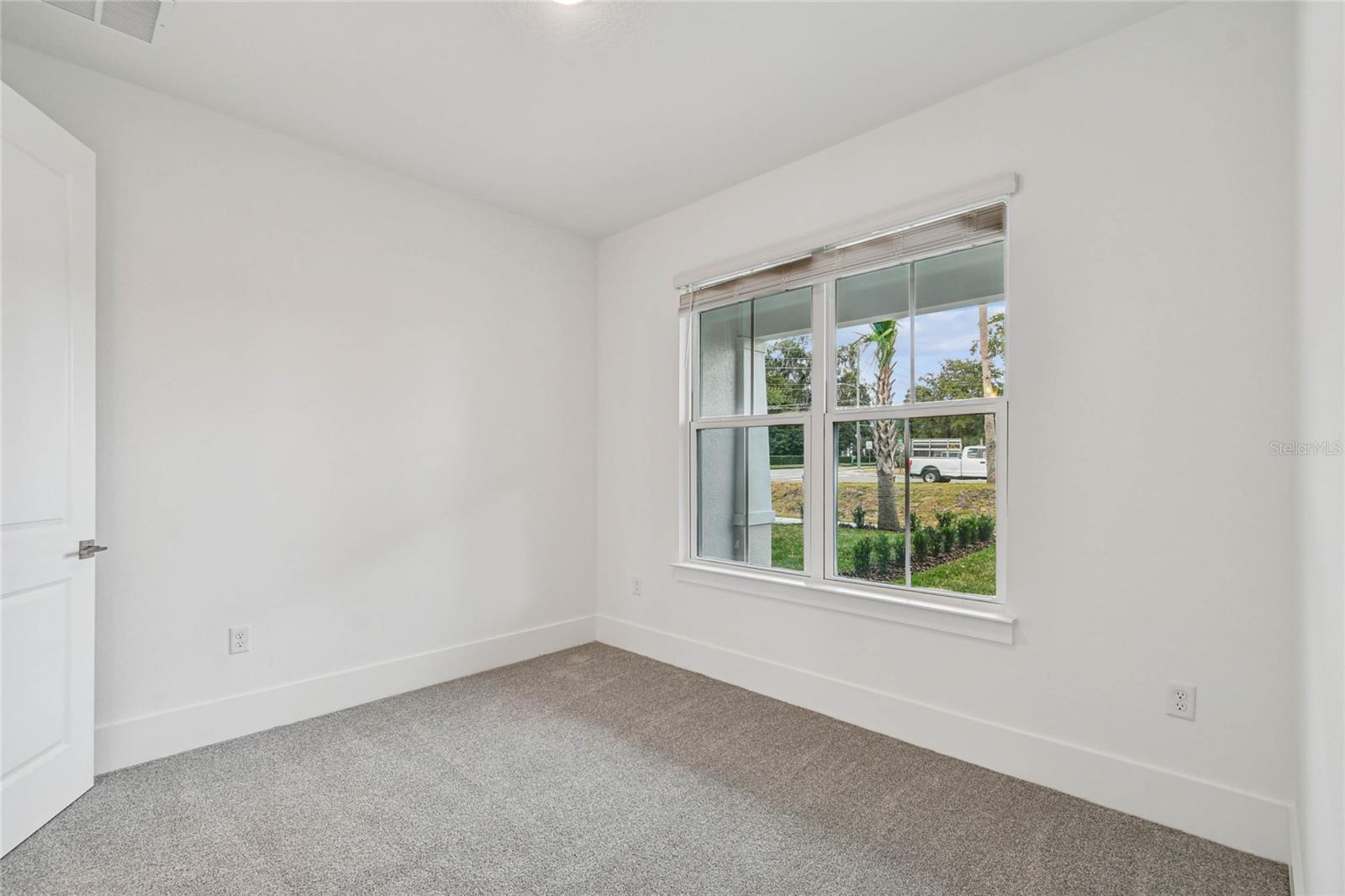 TOWNES AT NORTHLAKE - Residential