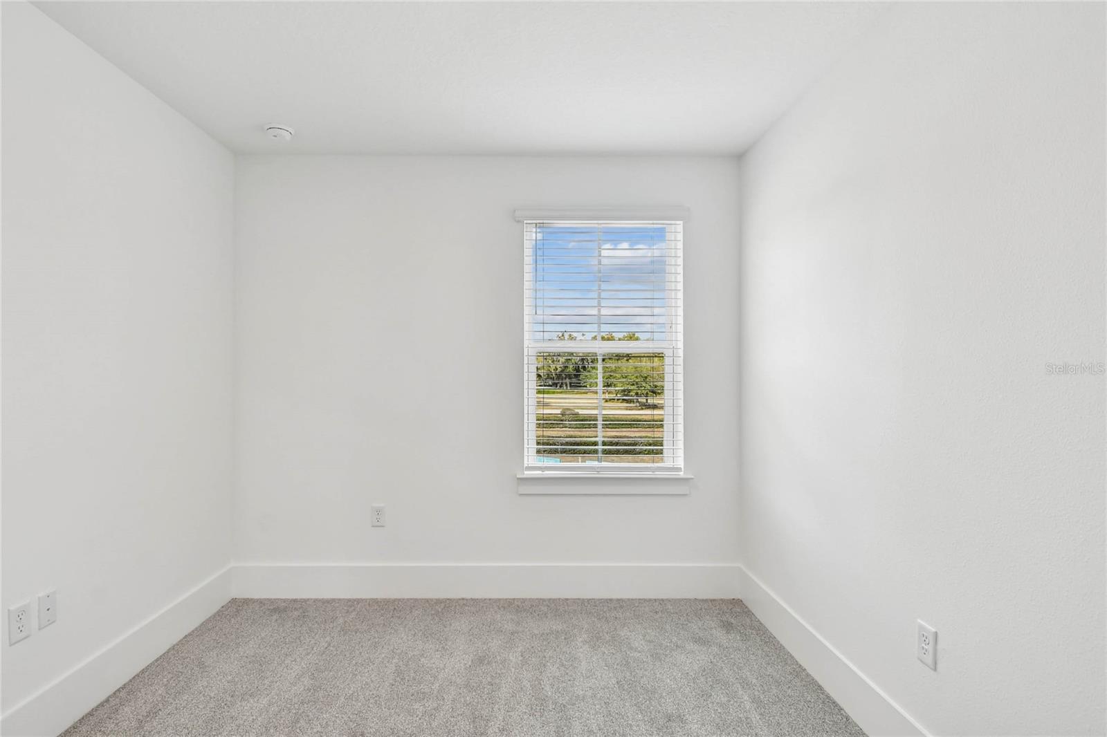 TOWNES AT NORTHLAKE - Residential