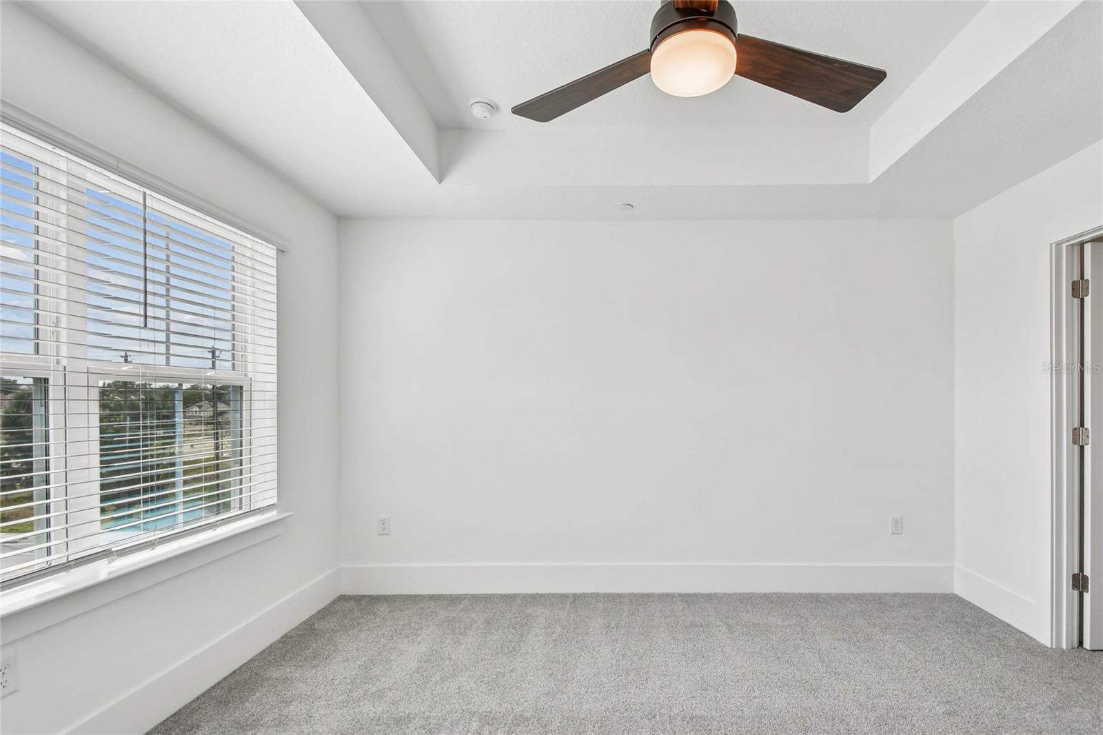 TOWNES AT NORTHLAKE - Residential