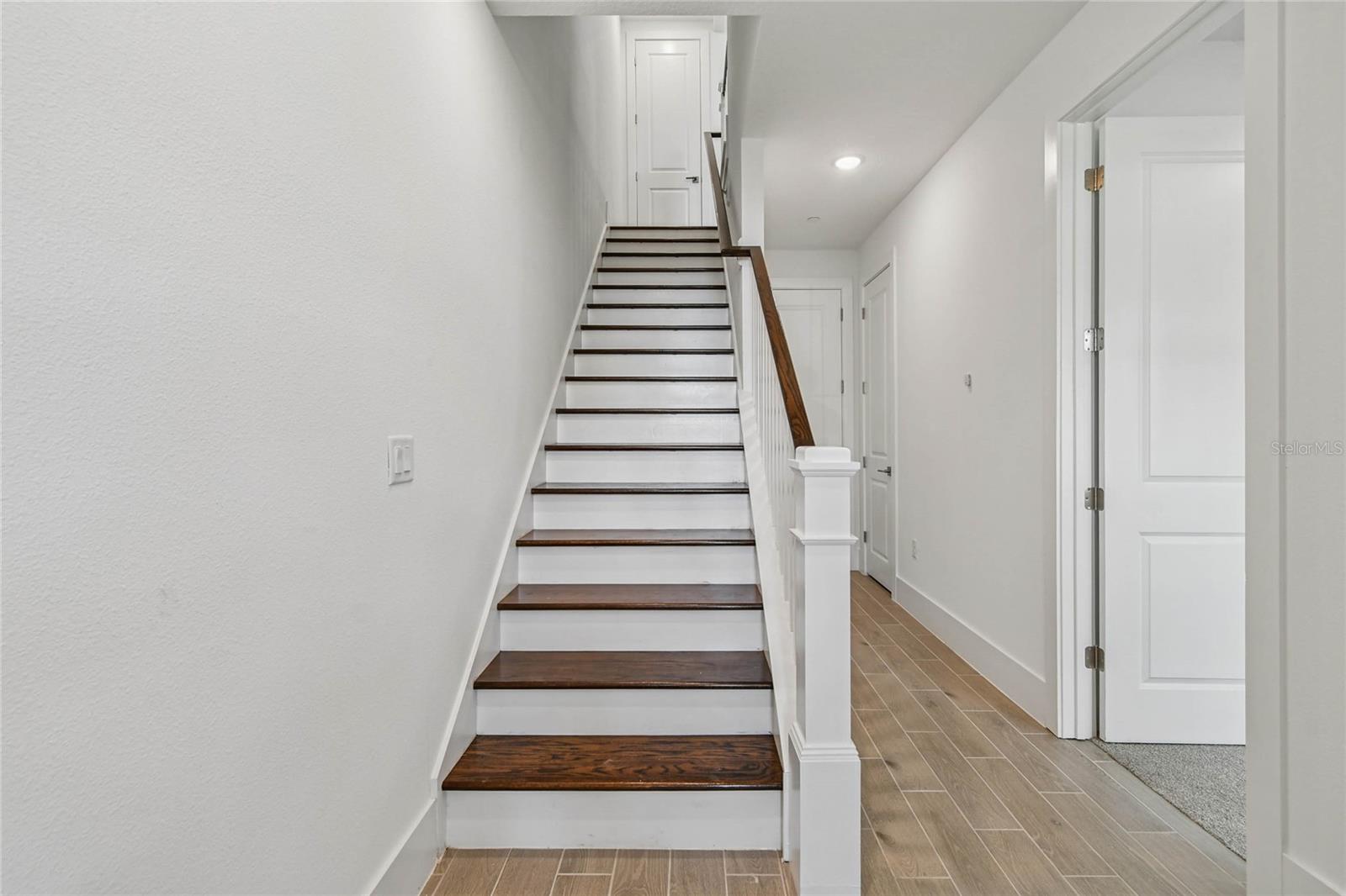 TOWNES AT NORTHLAKE - Residential