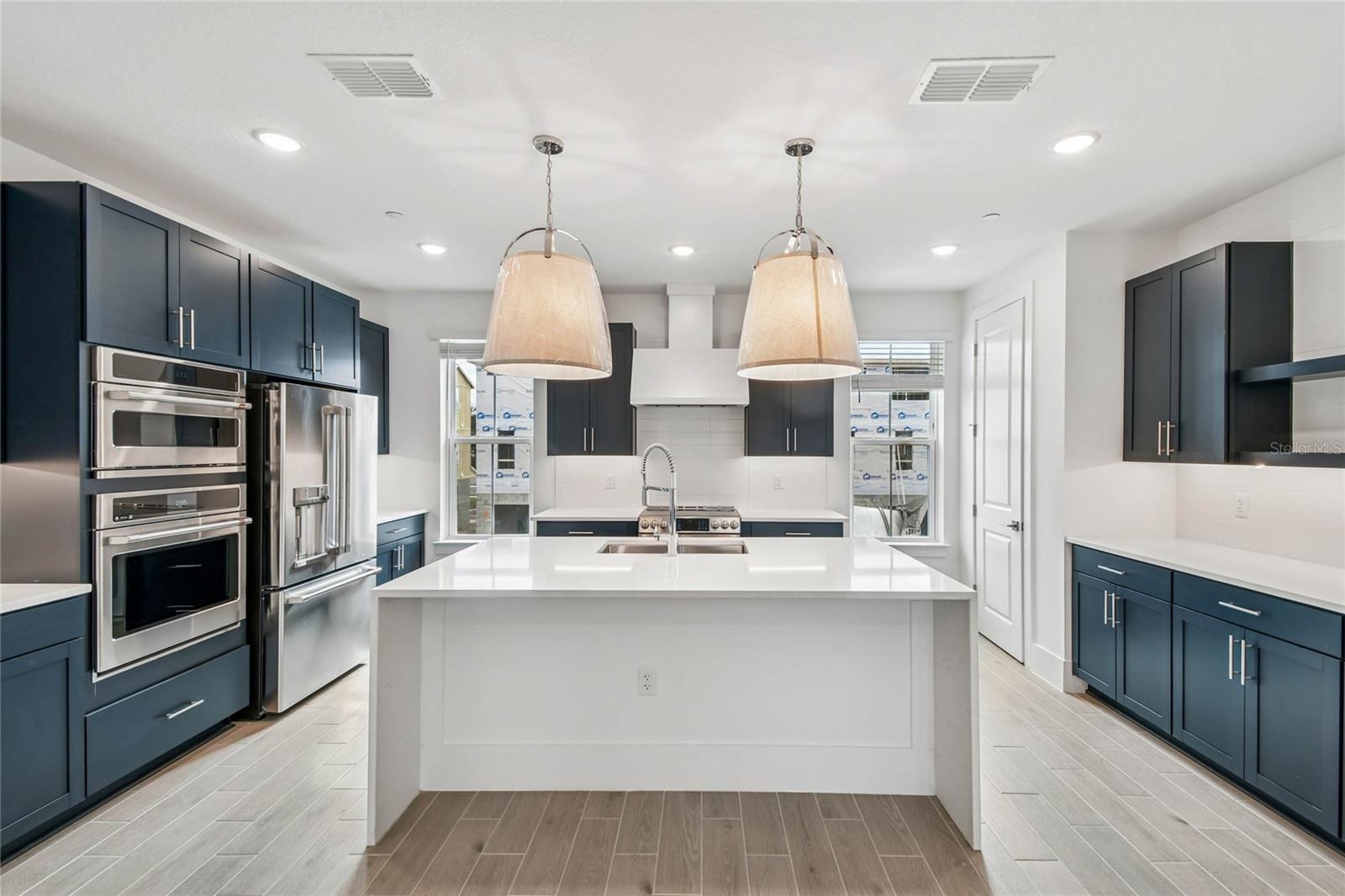 TOWNES AT NORTHLAKE - Residential