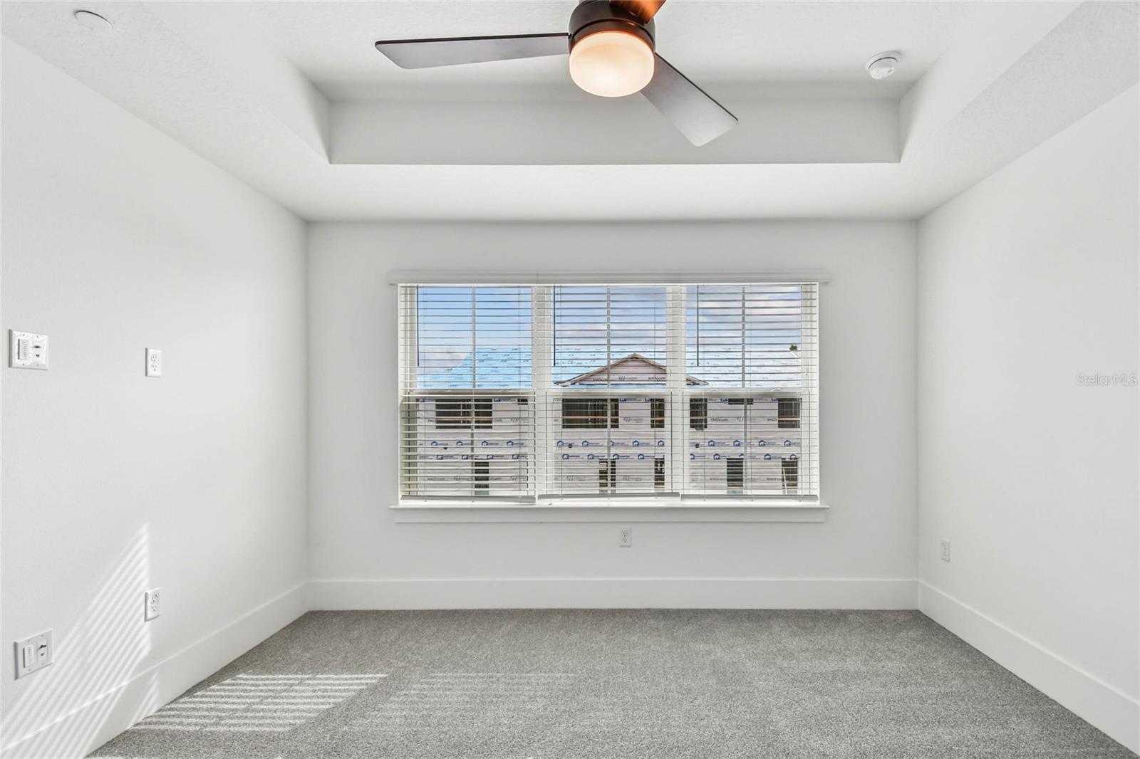 TOWNES AT NORTHLAKE - Residential